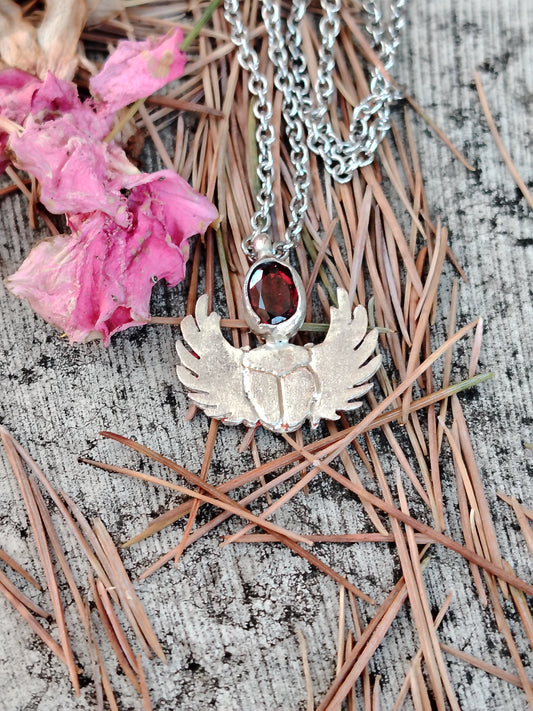 COLLANA SCARABEO ALATO