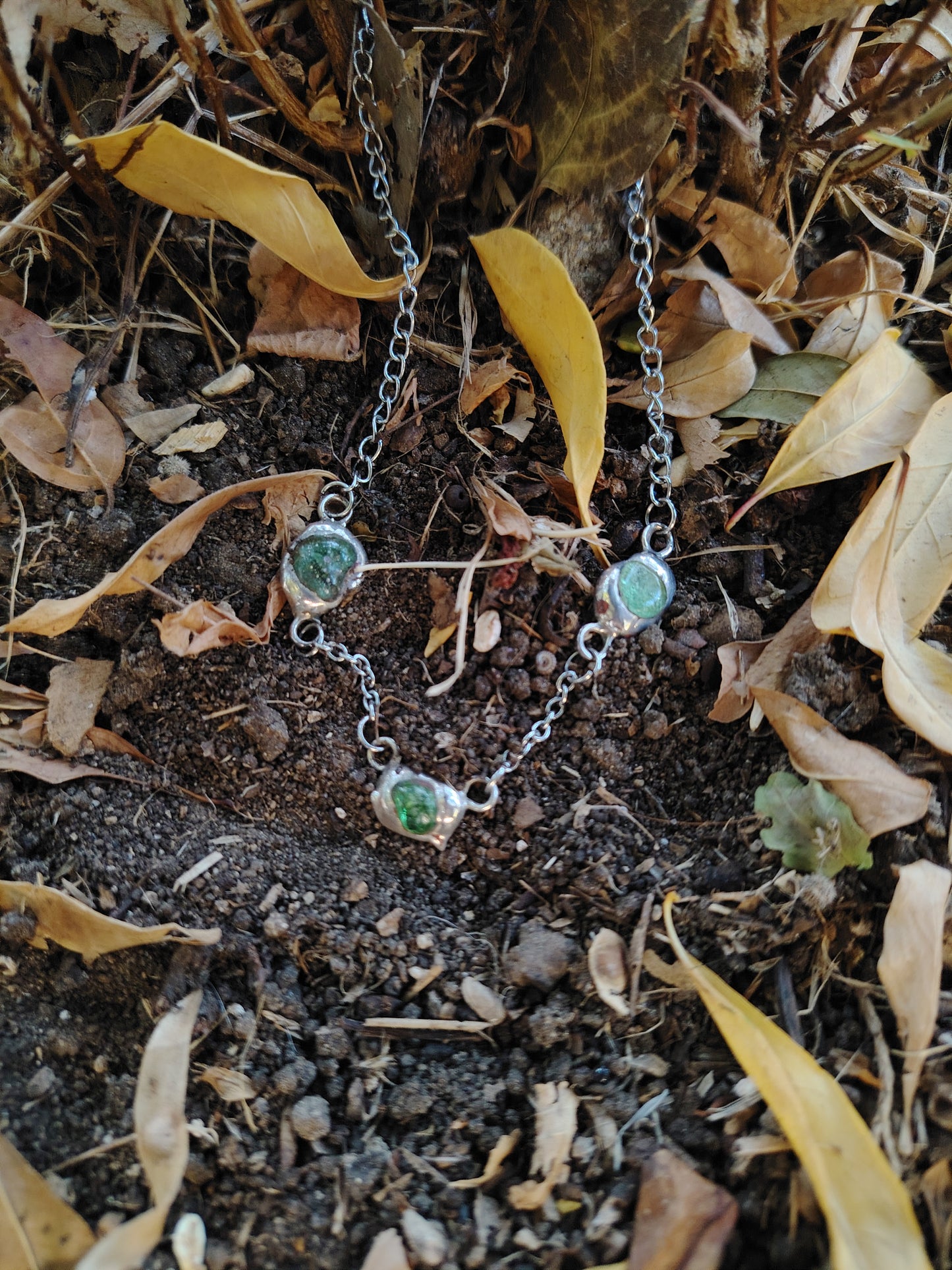 COLLANA PETROLIO IN MARE