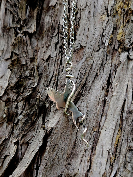 COLLANA TAKING OVER ME