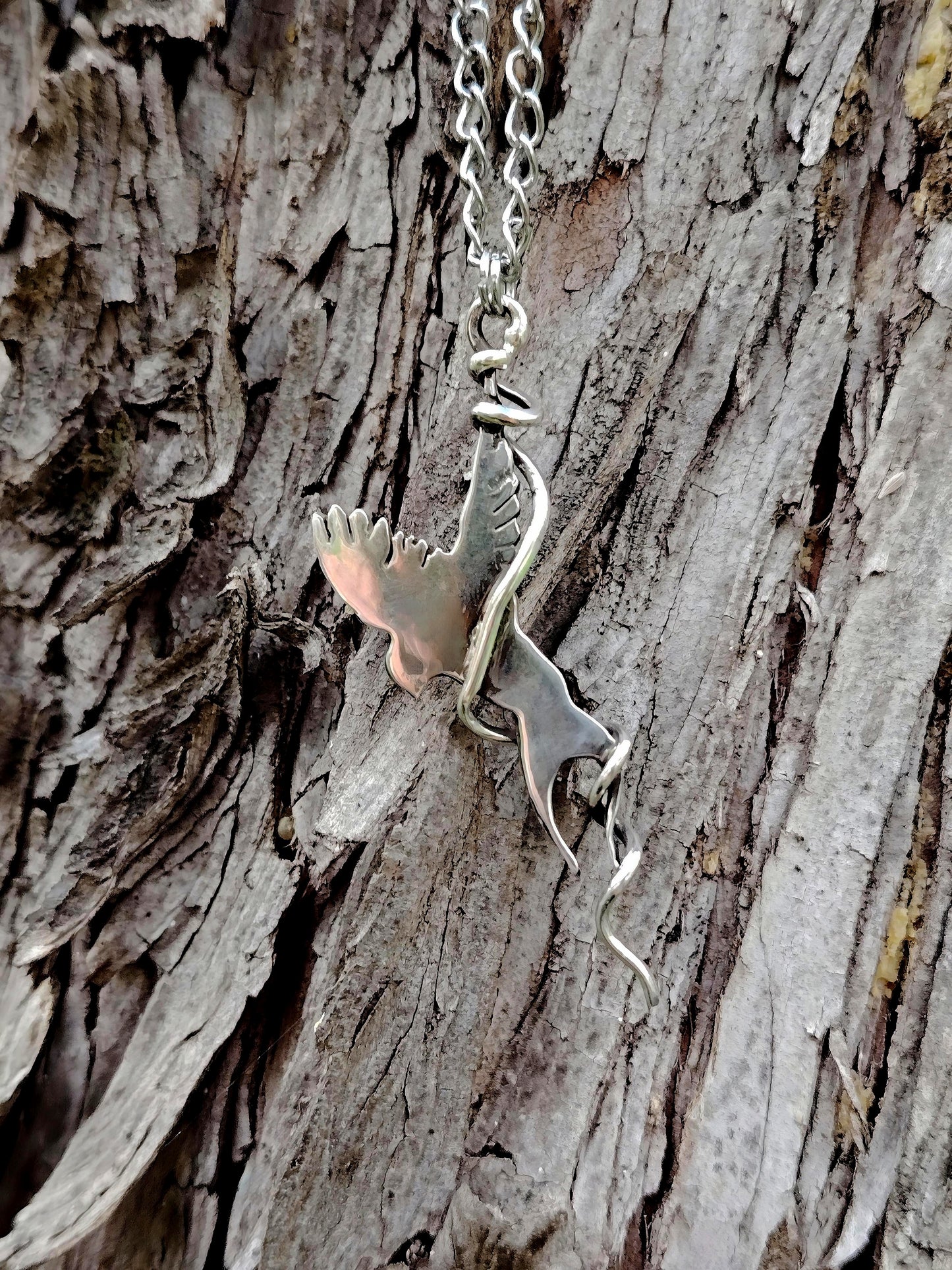 COLLANA TAKING OVER ME