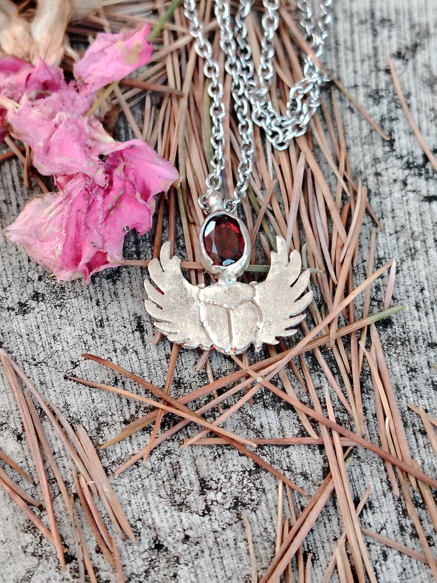 COLLANA SCARABEO ALATO